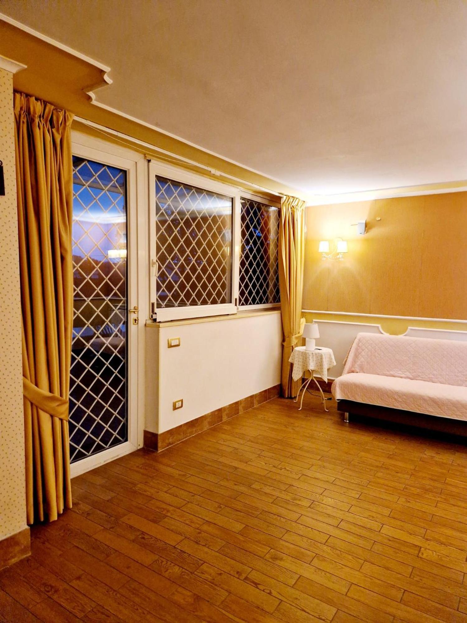 Fuga A Napoli Apartment Экстерьер фото